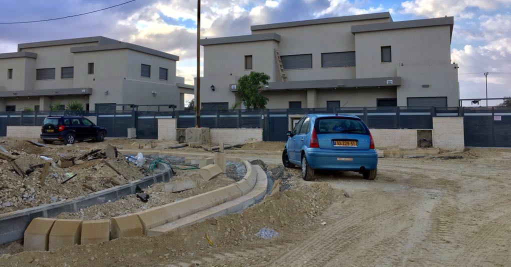 305 בתי קרקע נבנים בבאר שבע. רחוב בבנייה בשכונת נווה נוי. צילום ארכיון