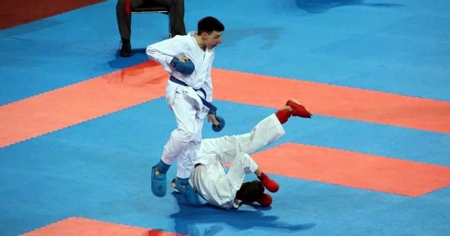 בסופו של דבר, צריך לטוס בין 10 ל-15 פעמים בשנה