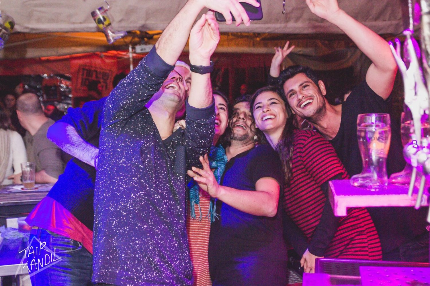 שיחות עם הברמן. צילום: תאיר קנדיל