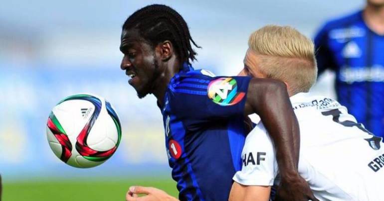 ב-2015 דורג לשחקן השני הכי מהיר בעולם (שני לתיאו וולקוט מארסנל). צילום מסך