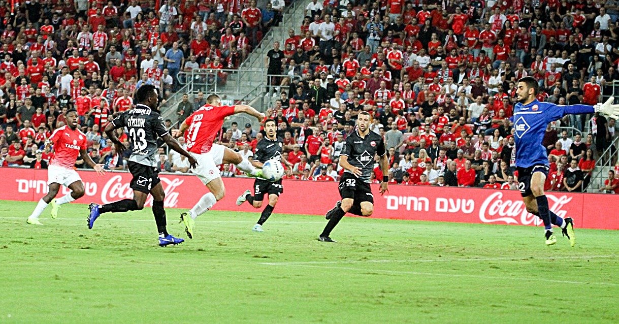 דיא סבע בגול לפנתיאון. צילום: זאב דיקמן