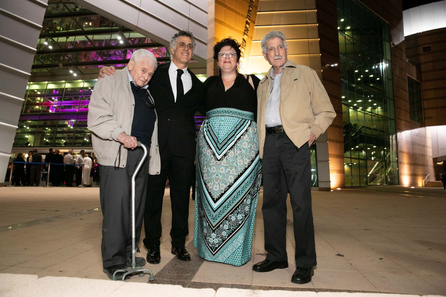 מימין: ישראל גרניט, קלאודיה צובל, ניר קברטי, זאב גרוזבינסקי. צילום: דיאגו מיטלברג