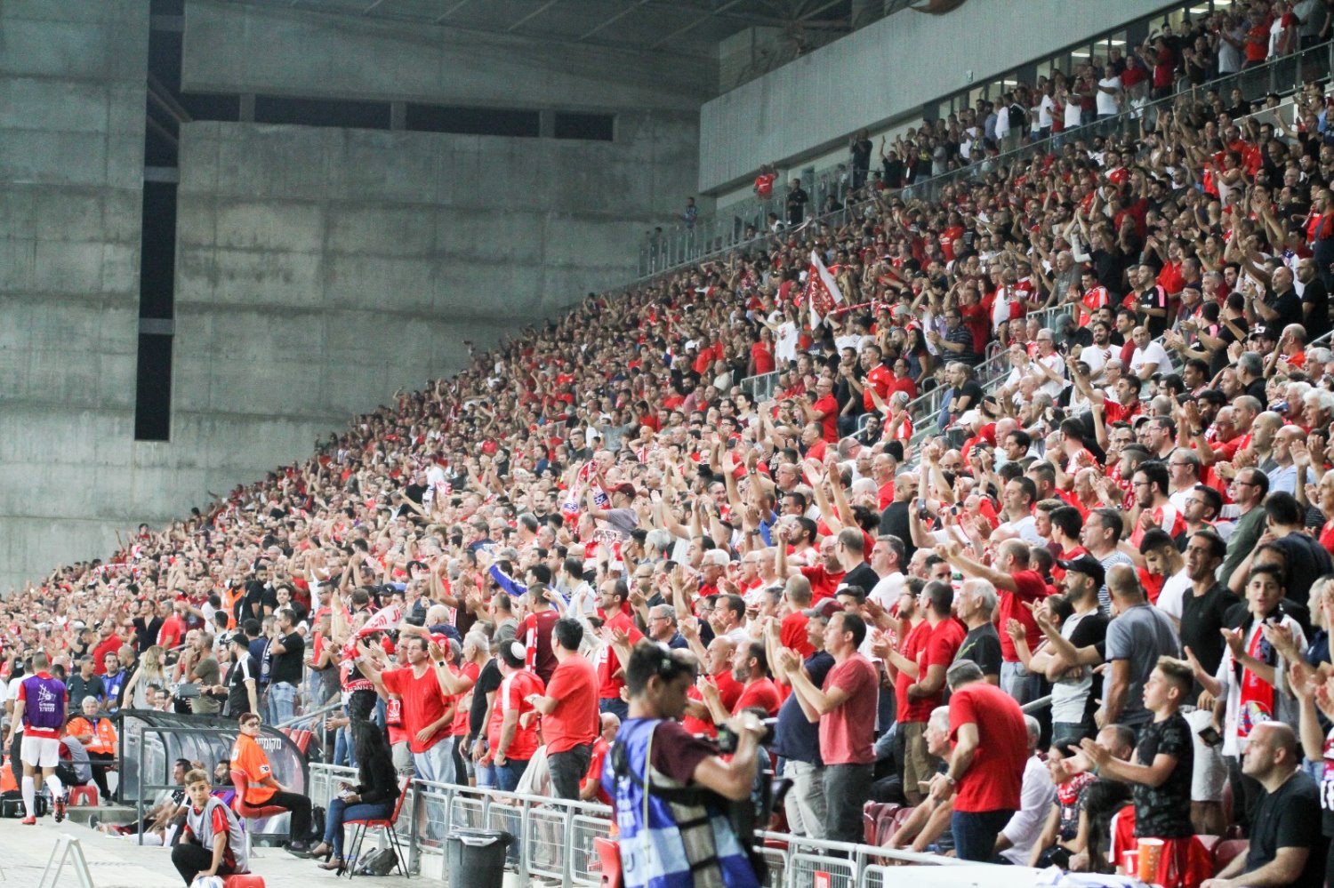 הקהל הערב סוף סוף ספג קצת נחת. צילום: זאב דיקמן