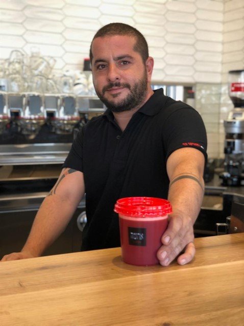 ברק בוחניק זכיין הסניף, קרדיט צילום עדי סער