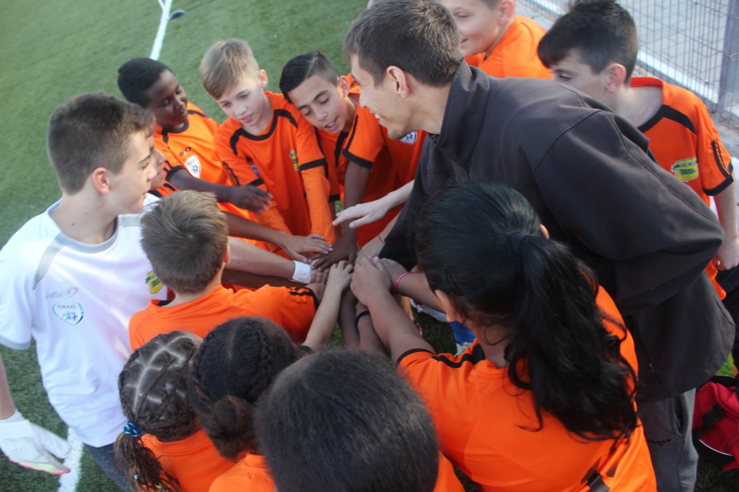 מקנים ערכים לילדים. צילום: רותם בר רגב