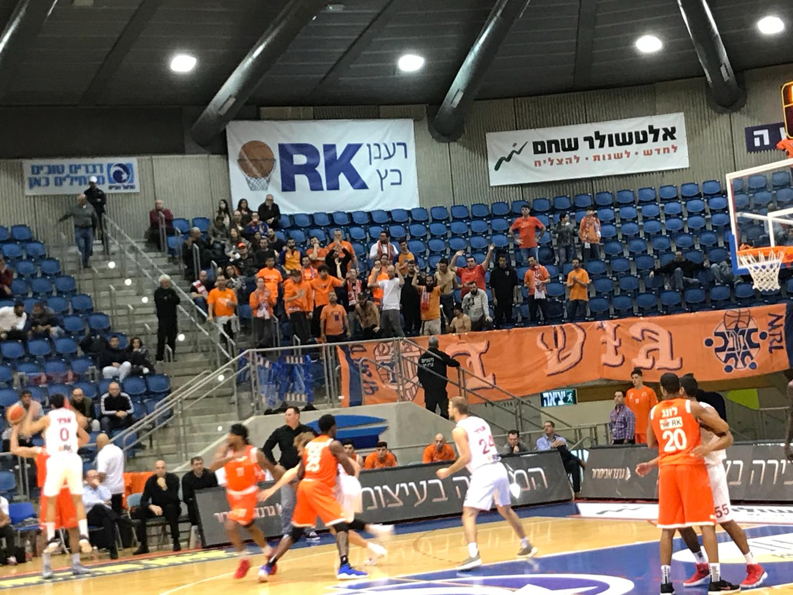 הגוש הכתום שמח בסיום