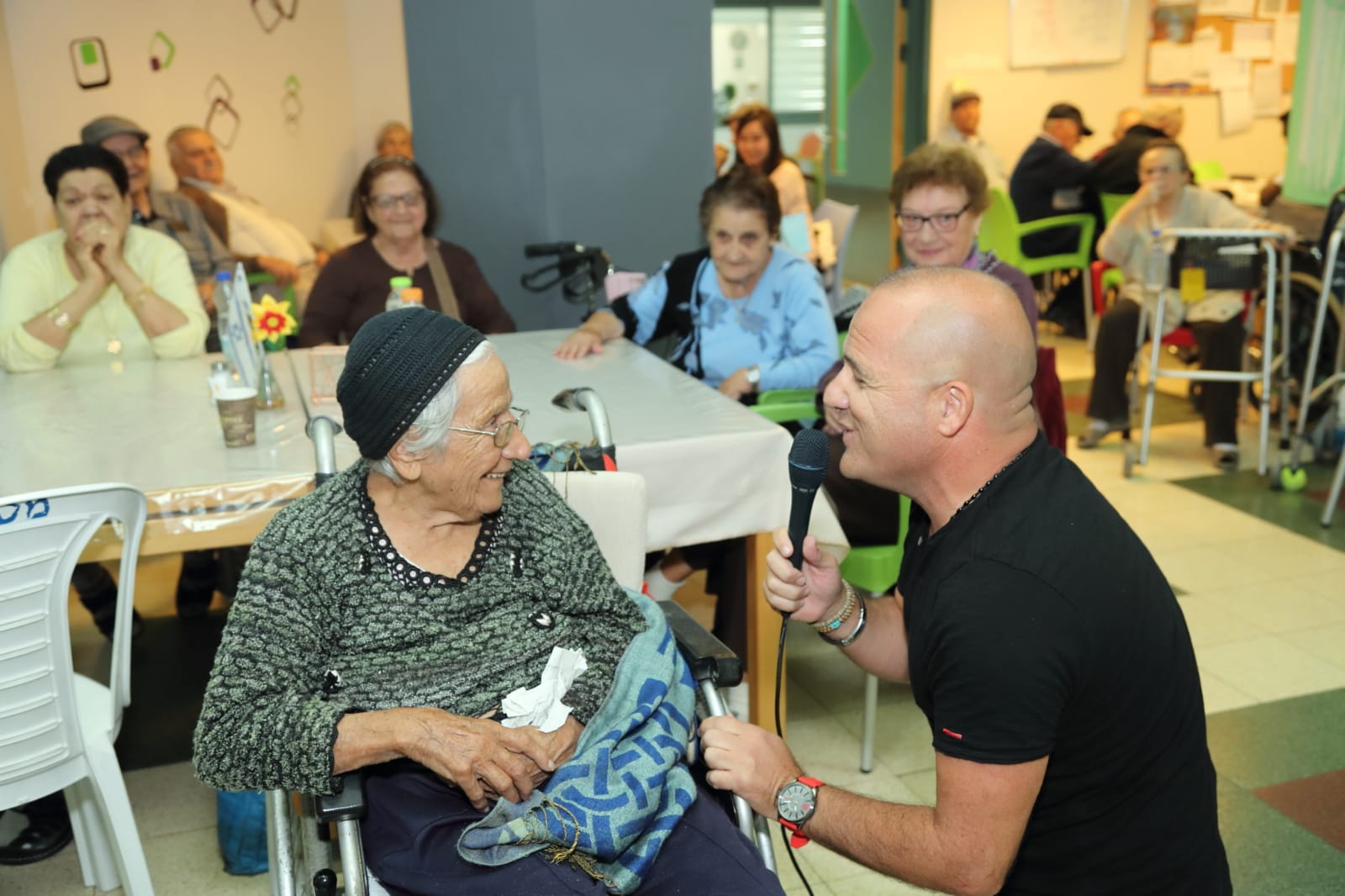 צילום – מישל אמזלג