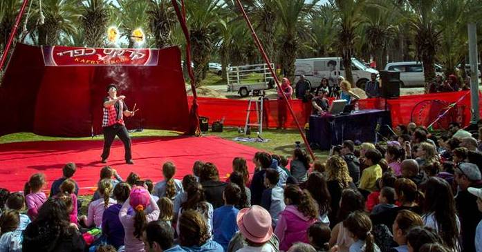 קרקס על המים. צילום: יחצ