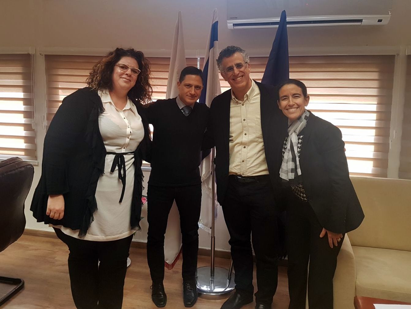 חפצי זהר ניר קברטי רוביק דנילוביץ וקלאודיה צובל - קרדיט יחצ