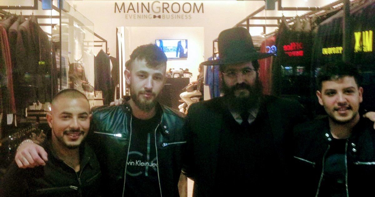 הבעלים יוסי סבג אלירן בולגריו והרב דוד אסרף קרדיט צילום יחצ