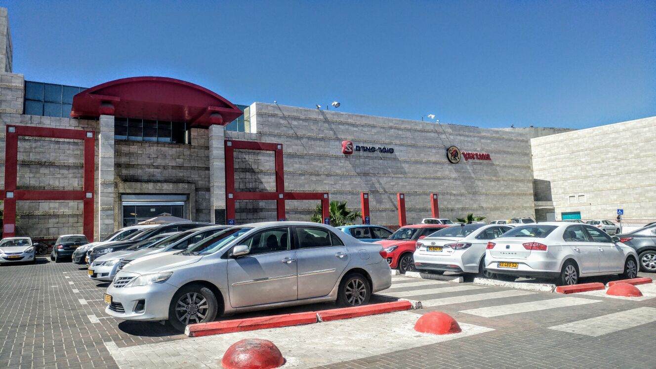 קניון הנגב. צילום: שרון טל