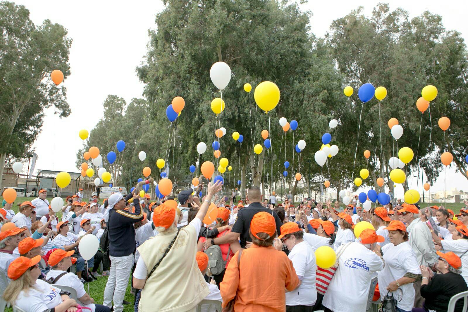 הפרחת הבלונים: רגע קסום ועוצמתי