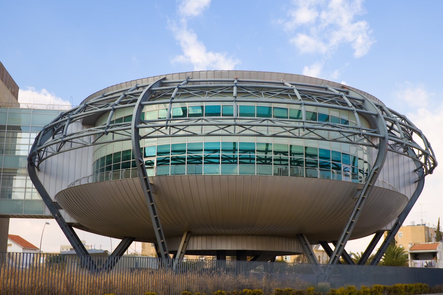 סמי שמעון. צילום: Shutterstock