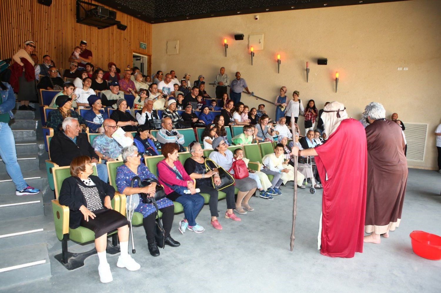 משה בא לבקר בעיר העתיקה צילום דיאגו מיטלברג