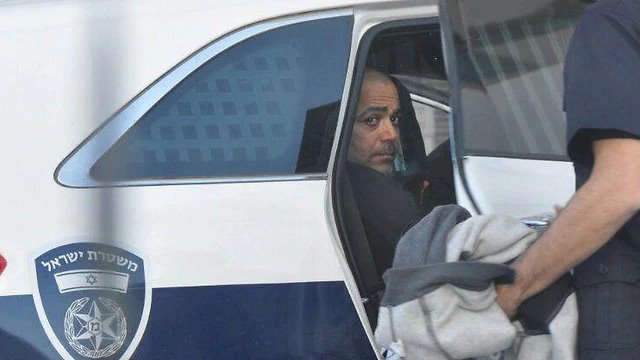 האם במשטרה יצליחו לבסס תשתית ראייתית? בתמונה: יניב זגורי מובא לישראל. צילום ארכיון