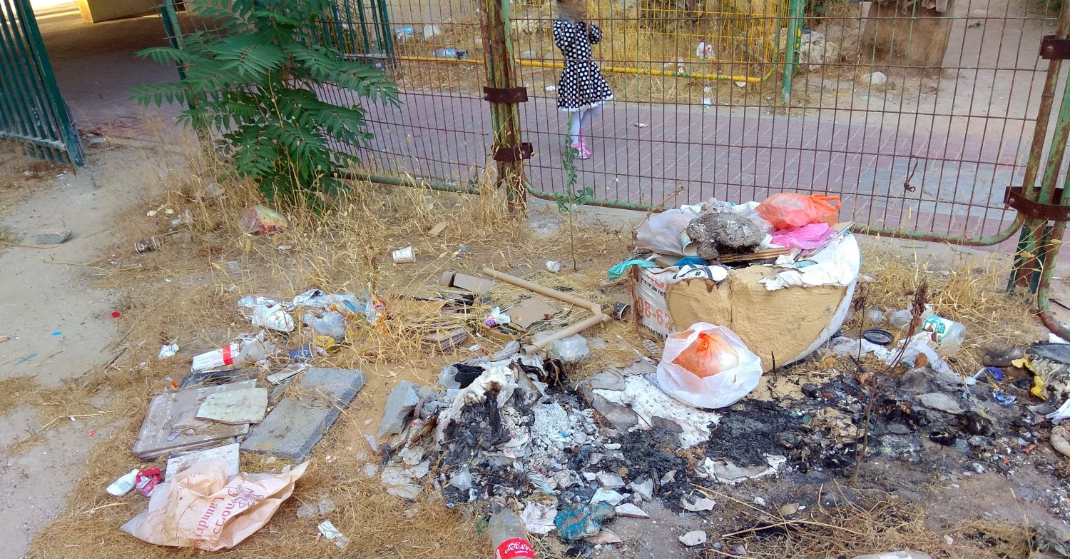 רחבת השל"ה בשכונה י"א. צילום: פרטי