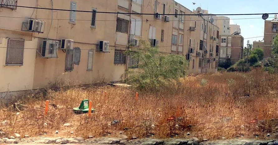 החצר האחורית של העיר. צילום פרטי