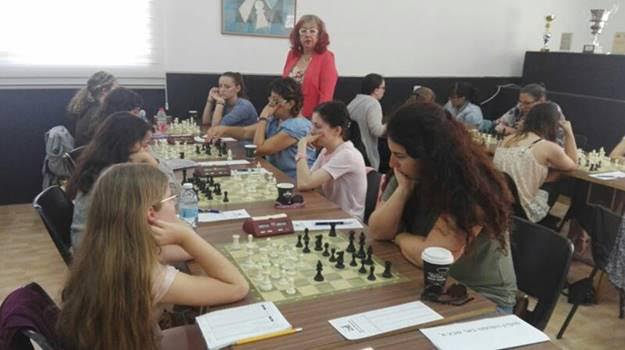 ברכות לזוכות! צילום: יחצ