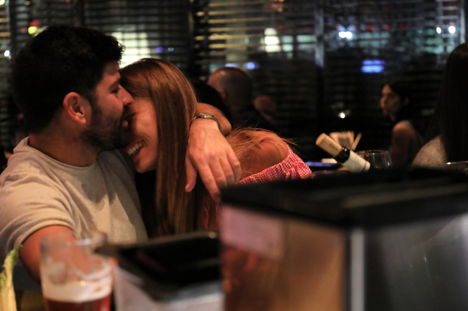  תל אביב בירת הרווקות. בבאר שבע כ-65% רווקים ו-45% רווקות בגילאי 25-29. בתמונה: צ'יצ'י בר. צילום: מישל אמזלג