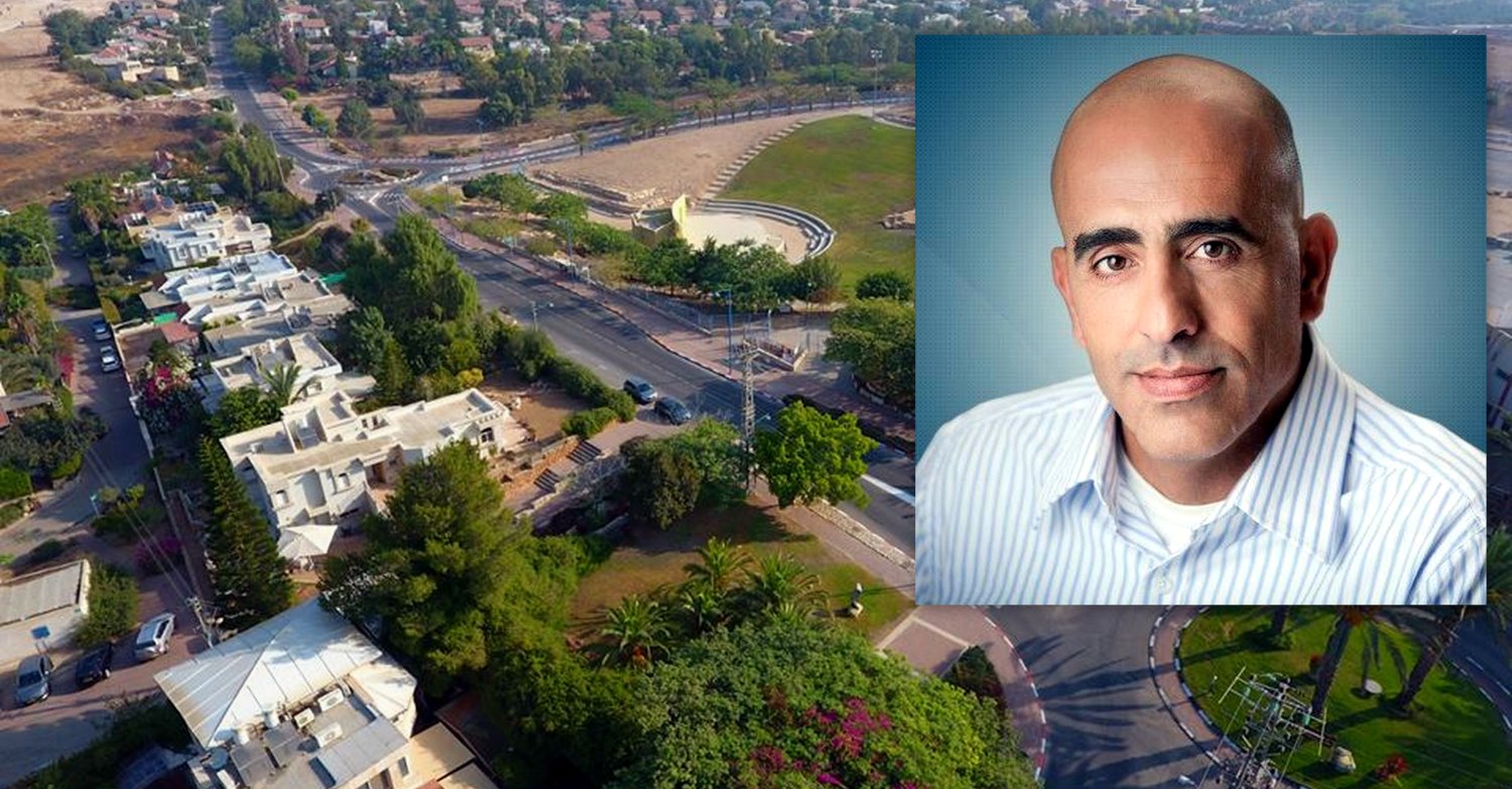 שמעון פרץ יתמודד לראשות מיתר. צילום רחפן: אבי קבלו, פרטי