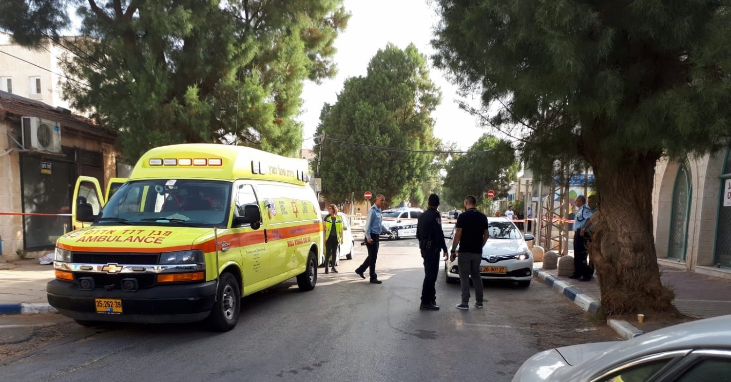 הובילה את המשטרה לכלי הרצח - אך נעצרה. צילום: דוברות מד"א