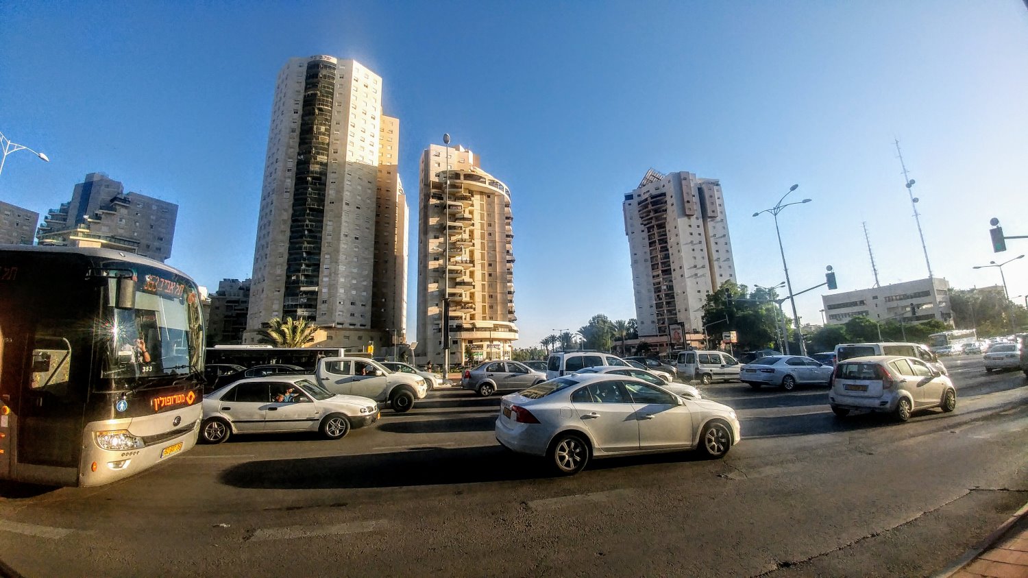 בשדרות טוביהו אין כשל תחבורתי? תלוי את מי שואלים. צילום: שרון טל