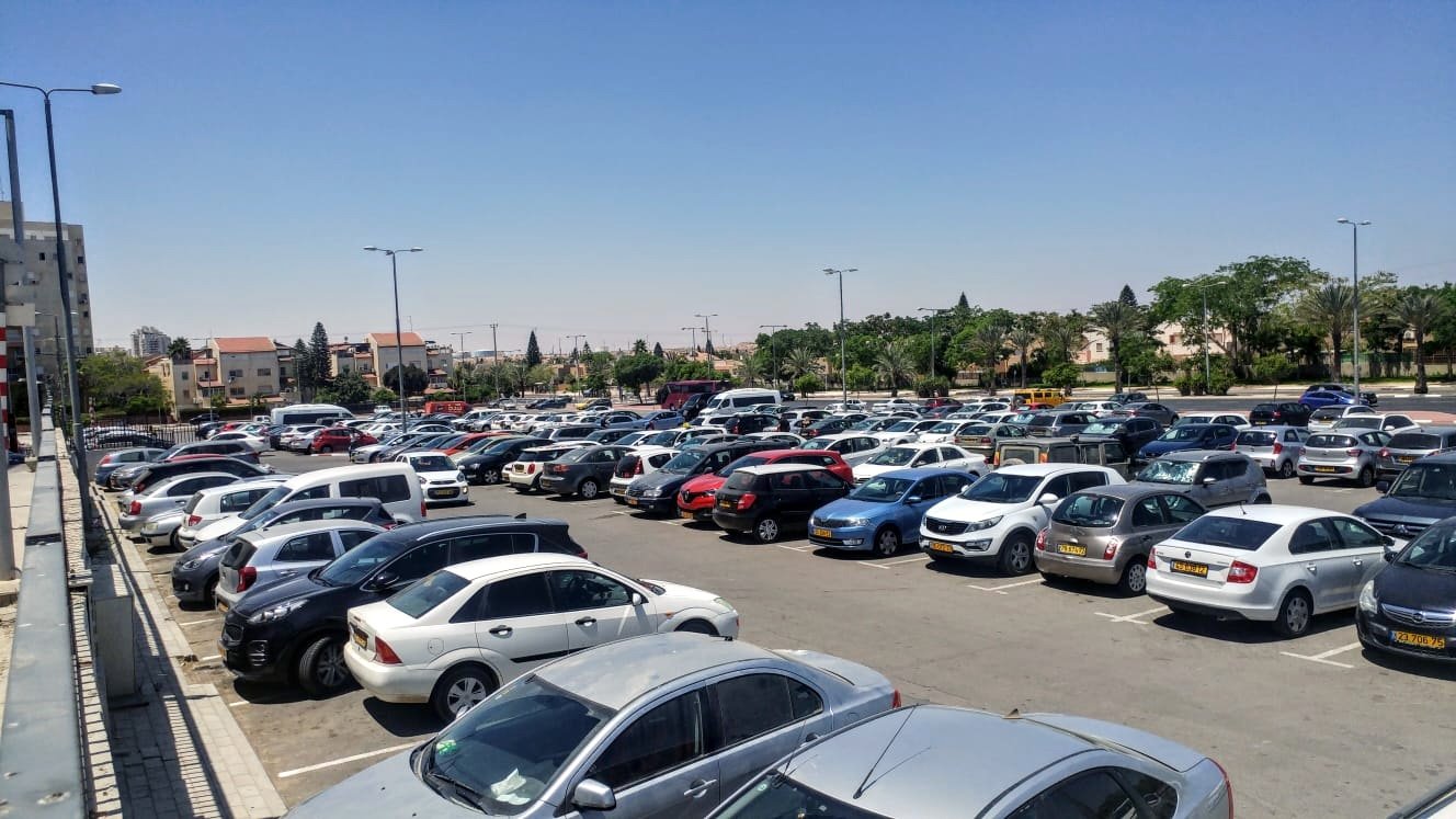 תושבי השכונות הסמוכות לגרנד קניון מחכים להחלטה דומה. צילום: שרון טל