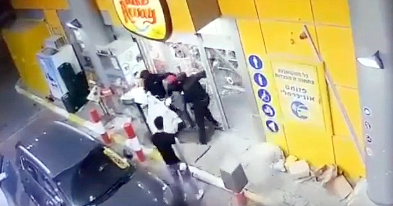 למצולמים אין קשר לנאמר. קרדיט - צילום מסך