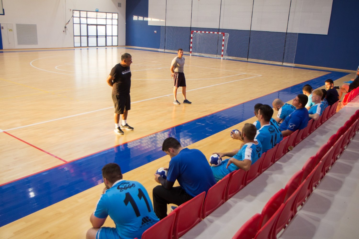 אולם חדש, עונה חדשה. צילום: זאב דיקמן