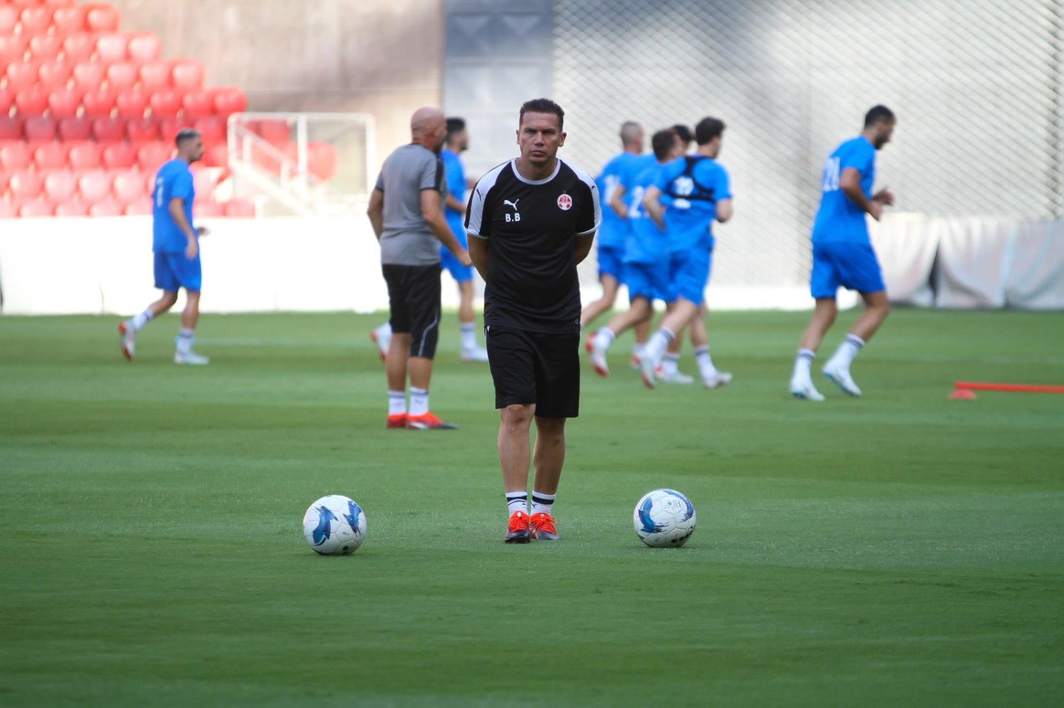 המצב הבטחוני יגרום לדחיית המשחק? צילום: זאב דיקמן