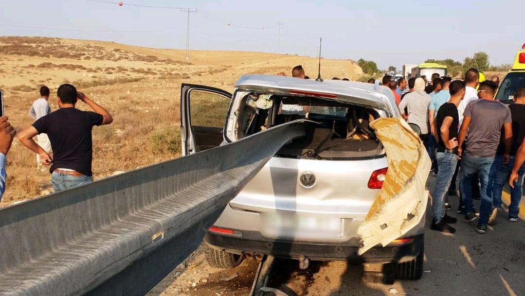 זירת התאונה בכביש 60. צילום: דוברות מד"א