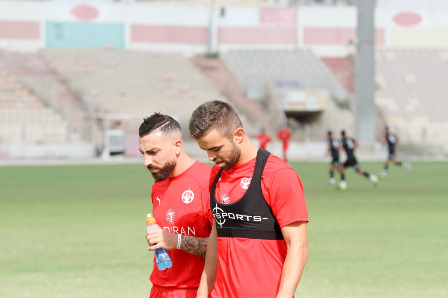 מיגל ויטור ודור אלו הבוקר. צילום: זאב דיקמן