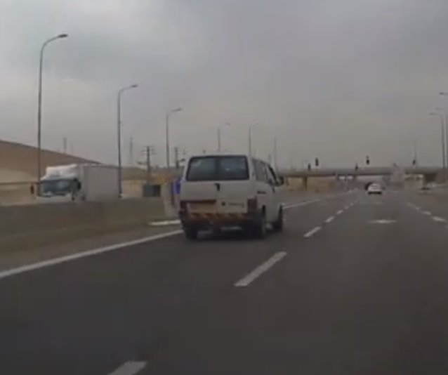 אלגרגאוי מתחיל בדהירה אל עבר הצומת