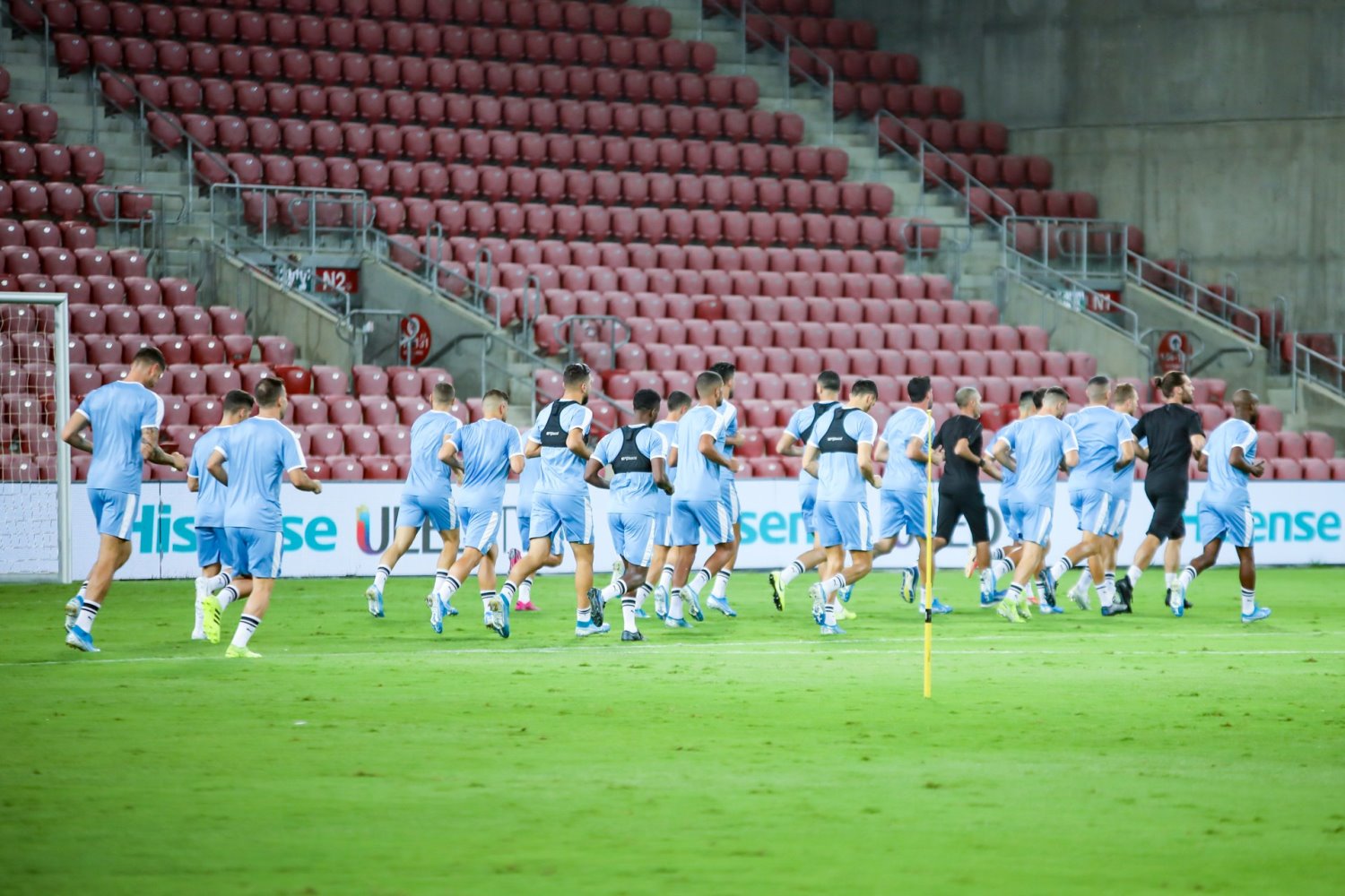 רק נציג אחד מבאר שבע. אימון הנבחרת אמש (צילום: זאב דיקמן)