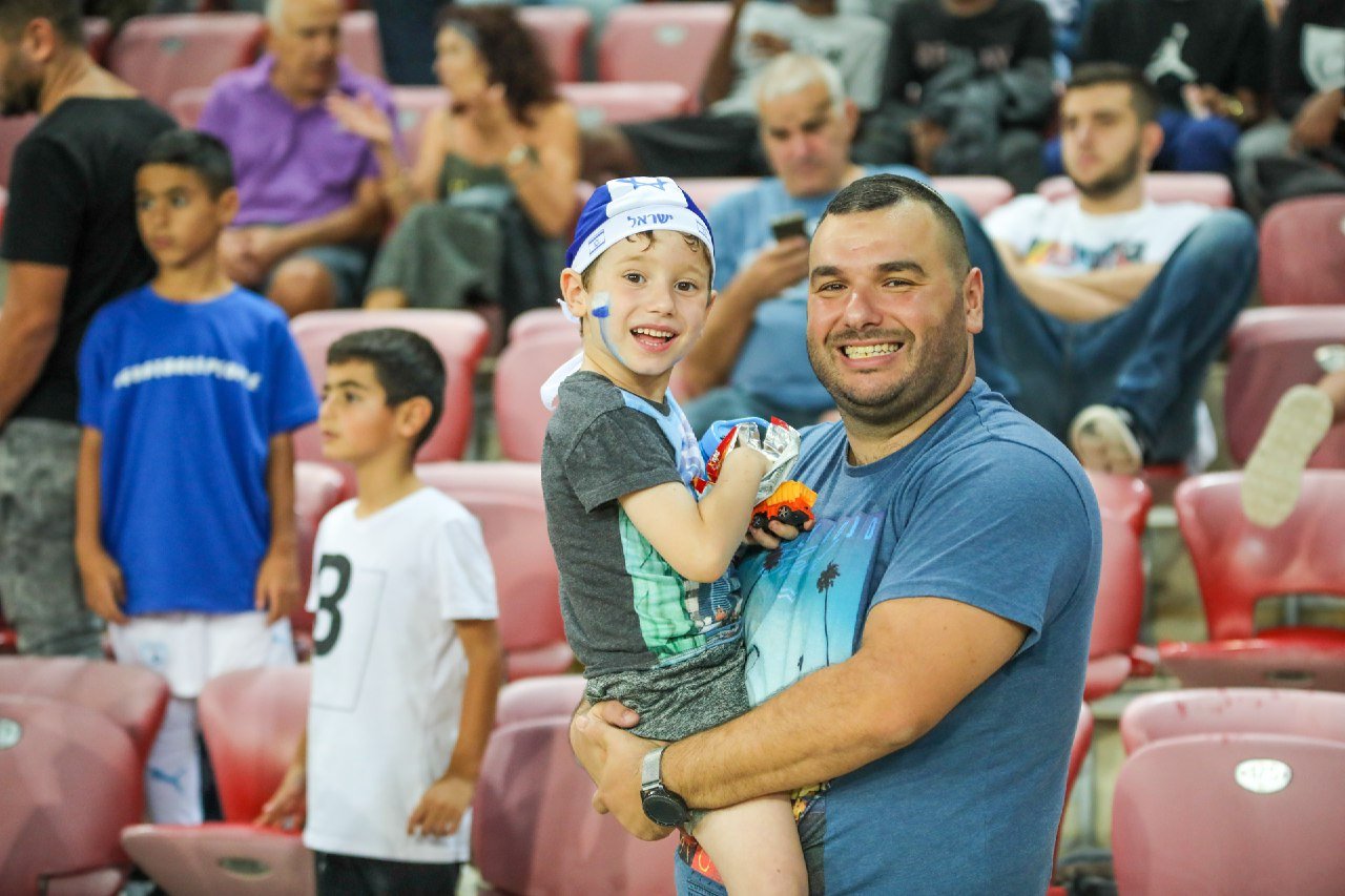 דור העתיד הגיע לעודד (צילום: זאב דיקמן)