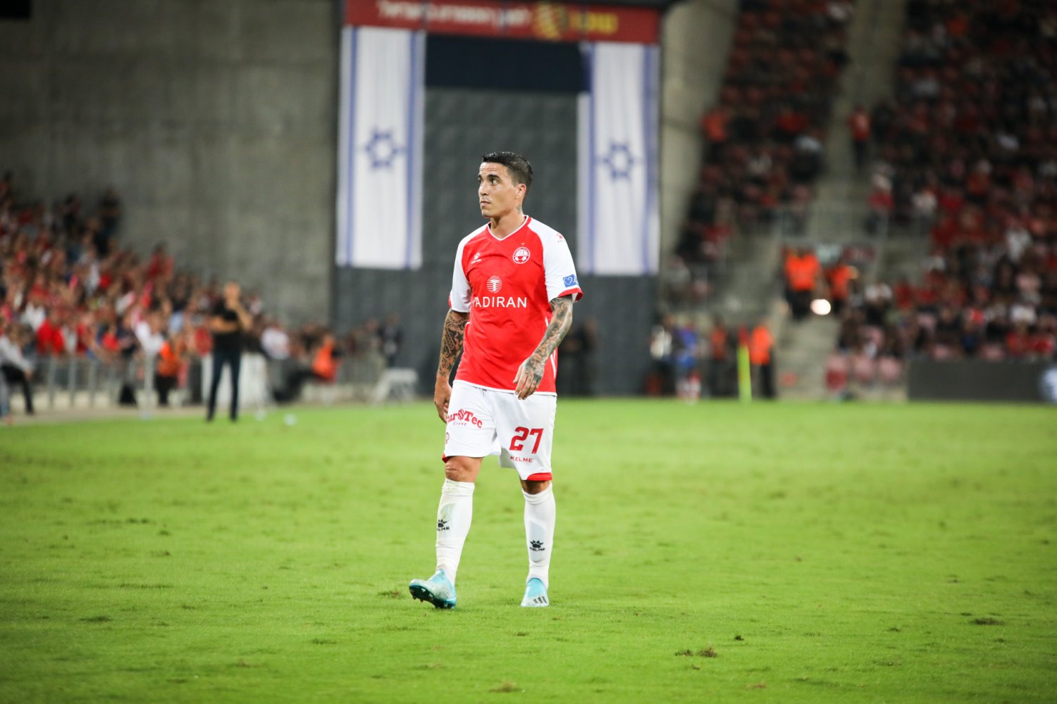 הופעת בכורה בהרכב. ז'וסואה | צילום: זאב דיקמן