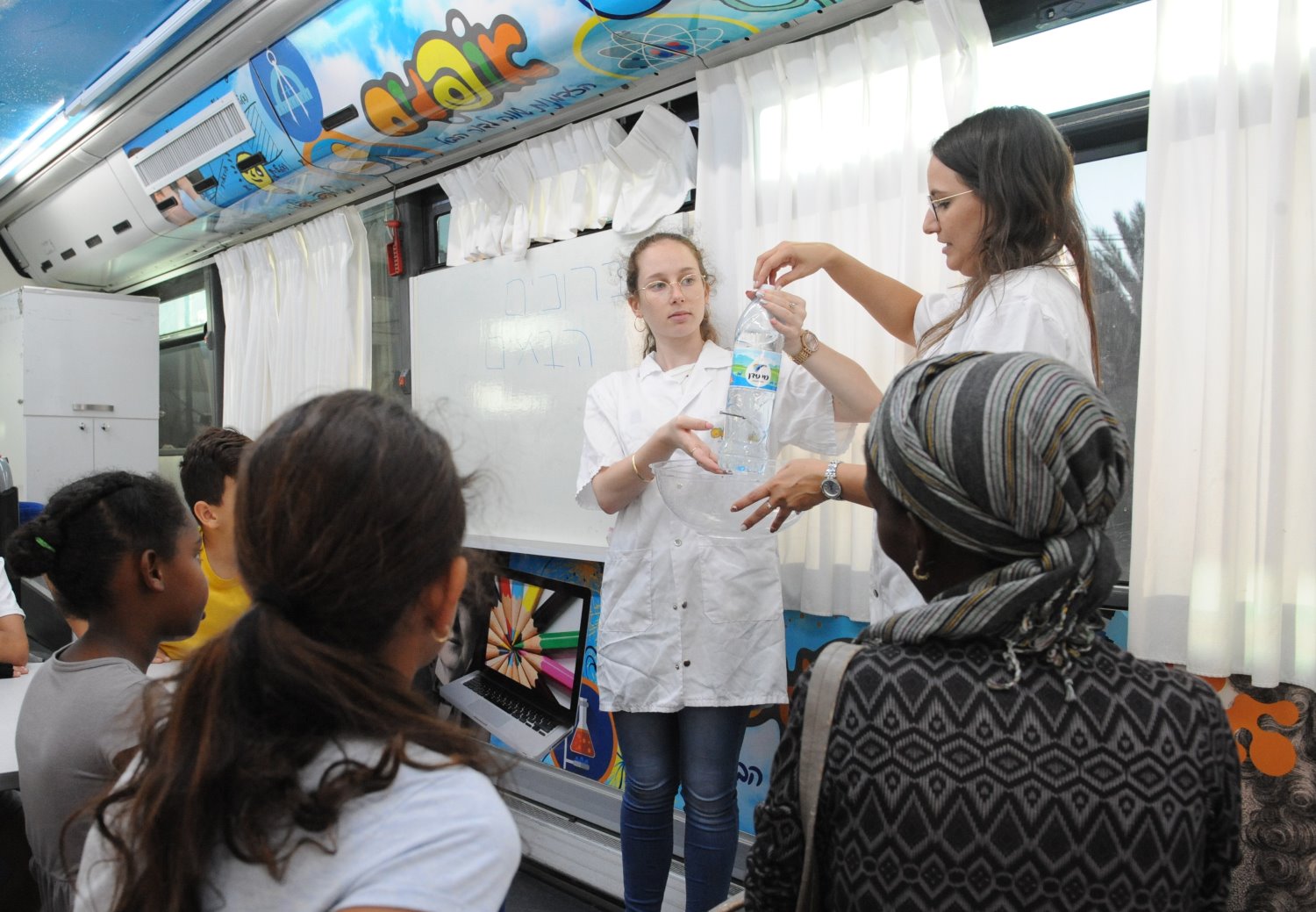 המעבדה הניידת של אופנים בבאר שבע | צילום: ישראל יוסף 