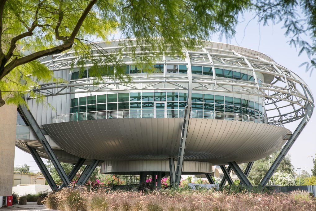 המכללה האקדמית ע