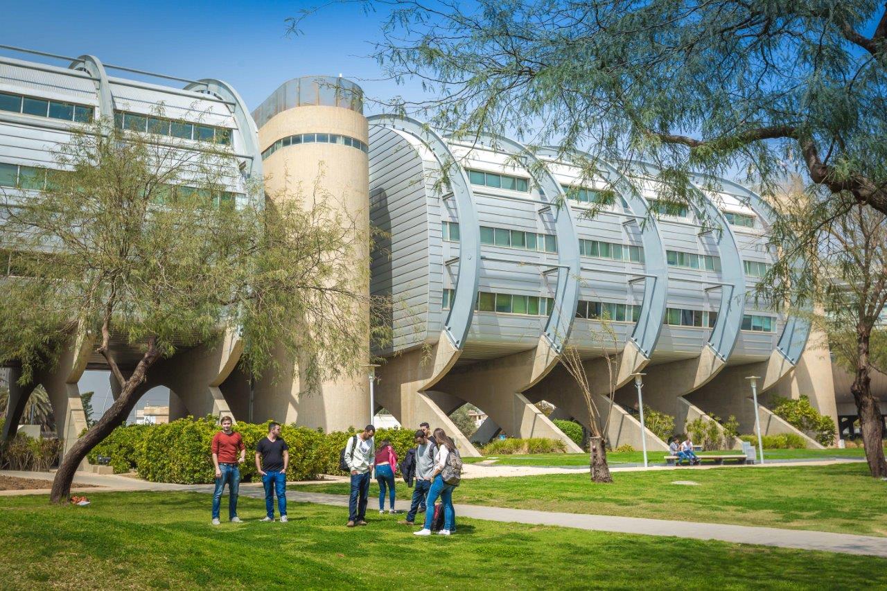 מעודדים את הסטודנטים ליזום, להמציא ולהתחדש SCE 