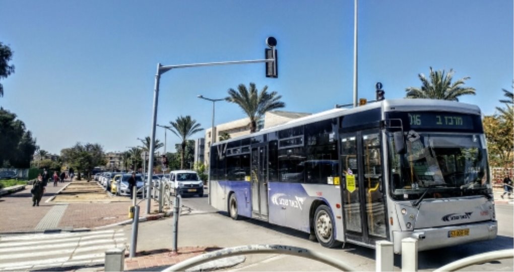 התחבורה הציבורית תביא אתכם עד ללימודים ארכיון 