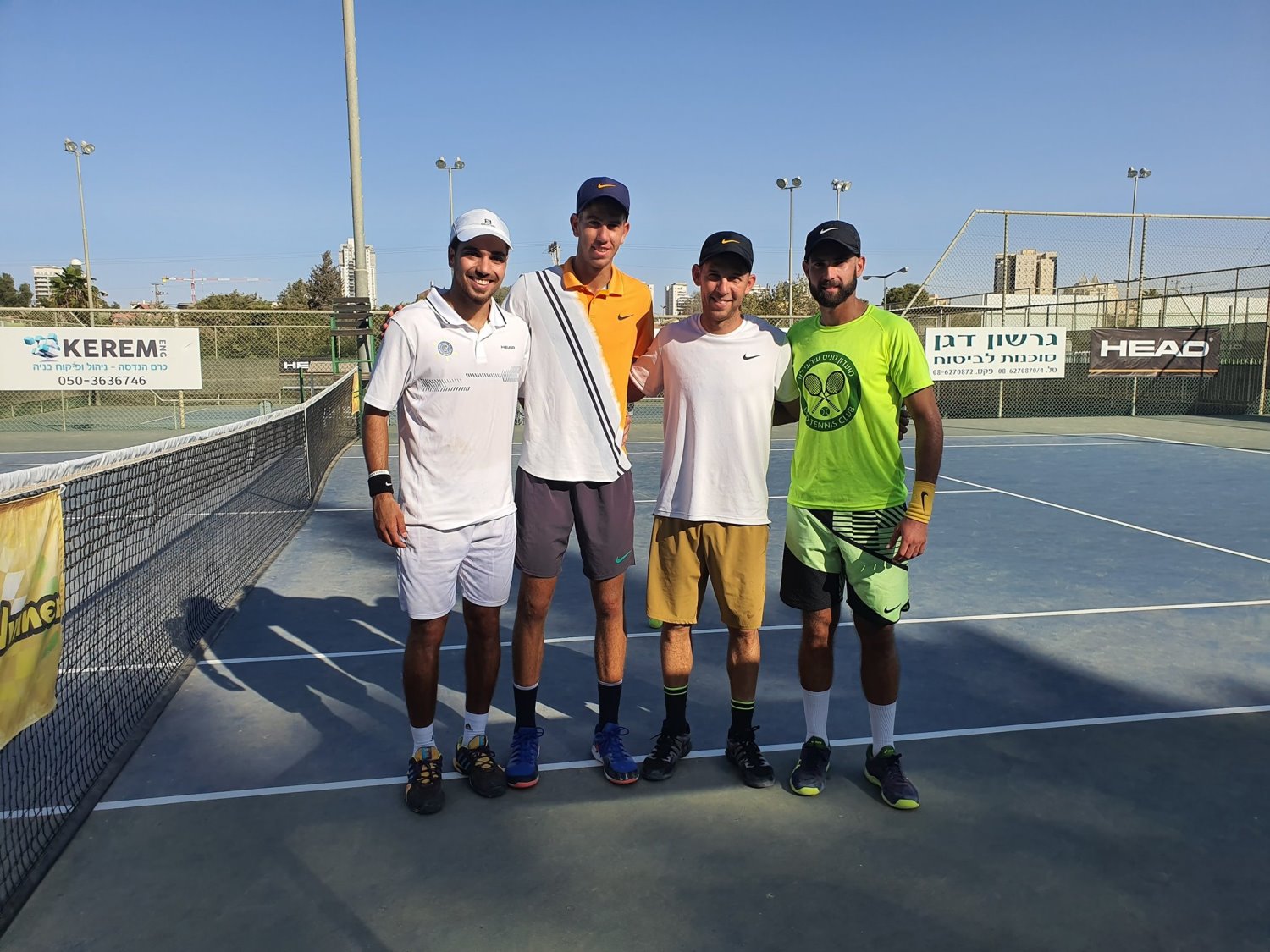 דודי סלע על המגרש במרכז הטניס באר שבע (צילום באדיבות מרכז הטניס)