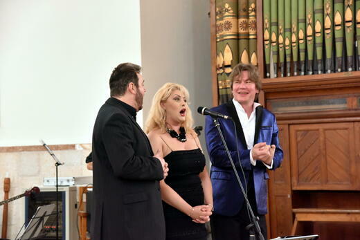 קרדיט פניני המוסיקה