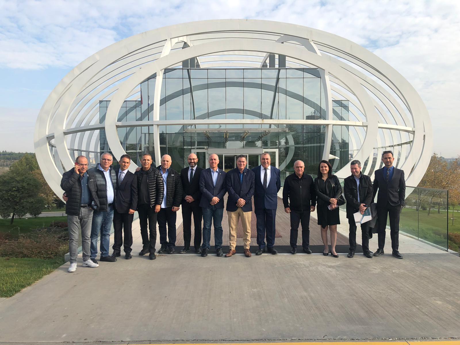 חברי המשלחות טורקיה וישראל תמונה באדיבות התאחדות בוני הארץ