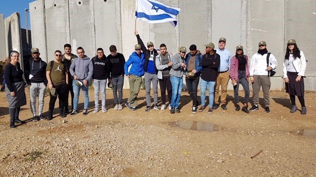 סיור טכנולוגי בטנא- צילום באדיבות העתודה הטכנולוגית לתקשוב אמית