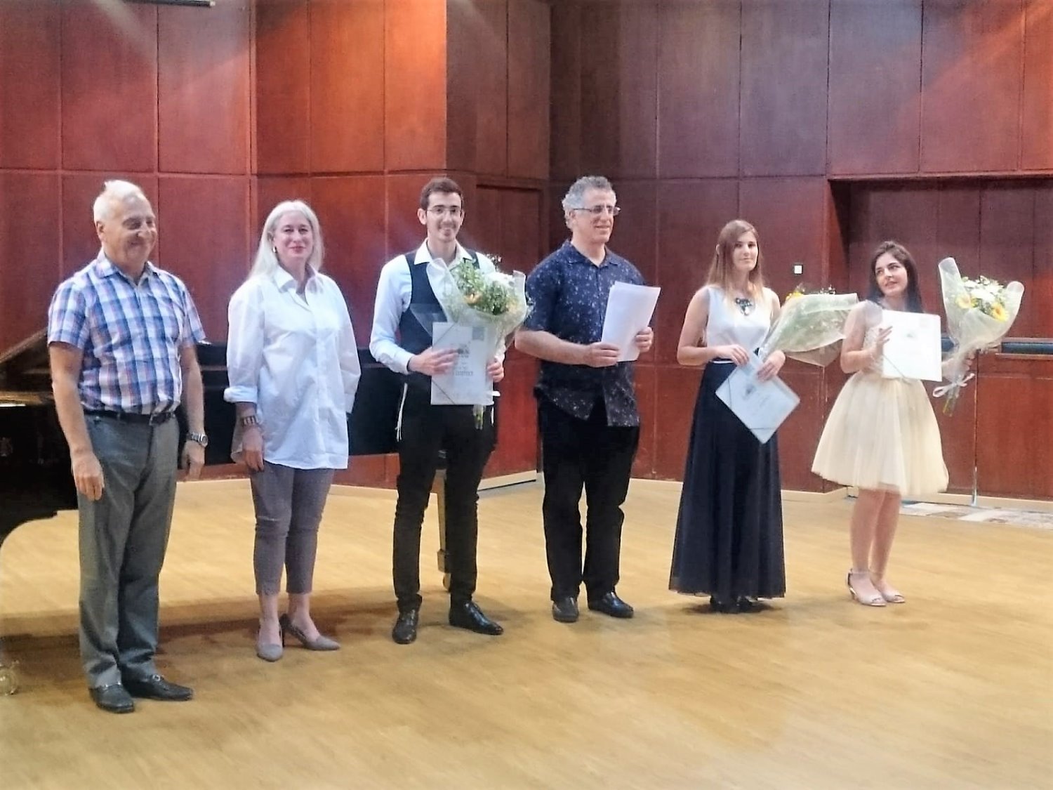 שלושת הפיינליסטים משנה שעברה צילום הסינפונייטה הישראלית באר שבע 