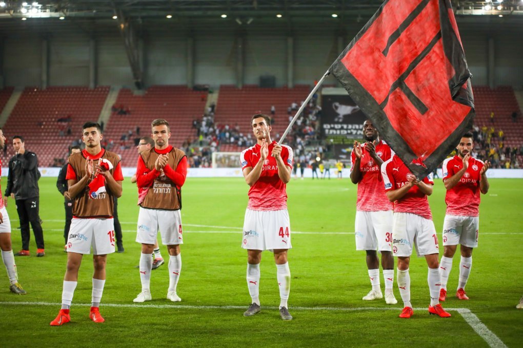 חושבים על ניצחון. צילום: זאב דיקמן