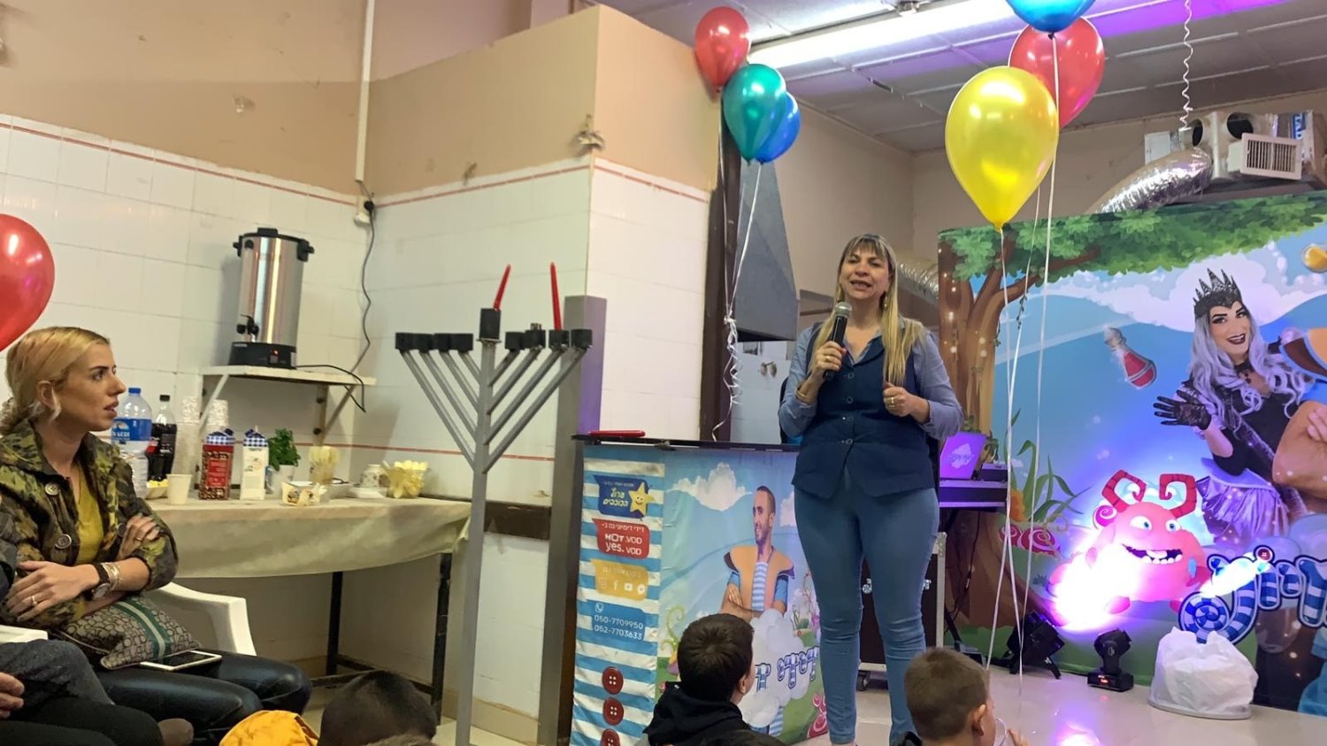 טלי חדד מברכת צילום באדיבות חסין אש 