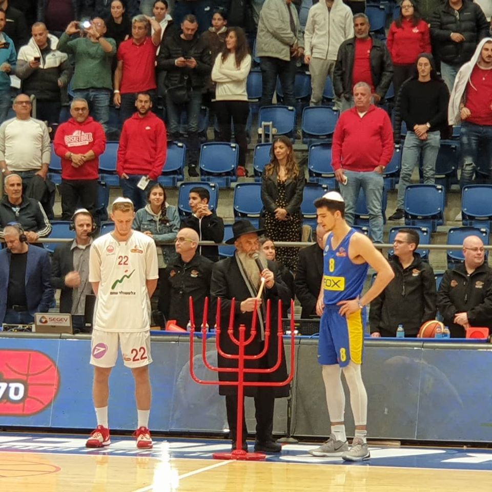 באדיבות הפועל "אלטשולר שחם" באר שבע בכדורסל
