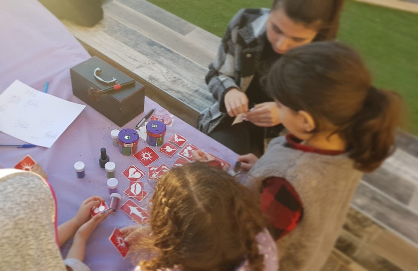 חנוכה בשכונה ד' צילום: עמידר 