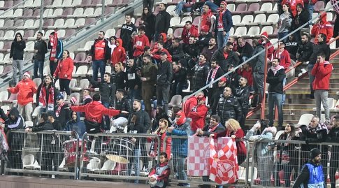 האוהדים הנאמנים שעשו דרכם לסכנין יחזרו מאוכזבים. צילום: עמרי שטיין, ONE